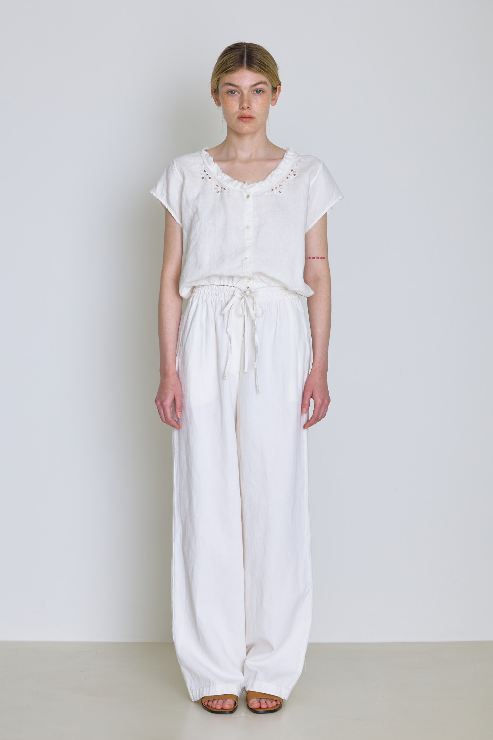[WHITE] Washed  Linen pants