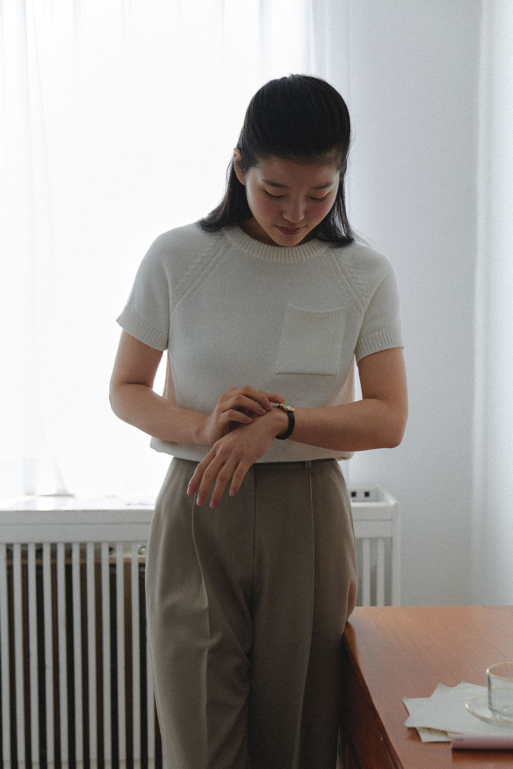 [White] Short Sleeve Knit